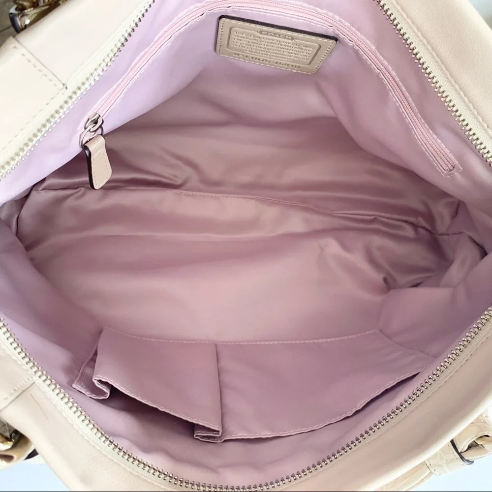 🌸Coach🌸 Leather Bag With Crocodile Accents Zip